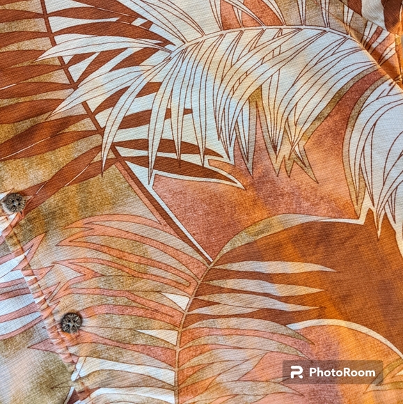 Tommy Bahama Button Shirt - Picture 4 of 4